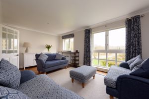 Sitting Room- click for photo gallery